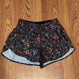 Lululemon Tracker Short V - Size 6 Floral